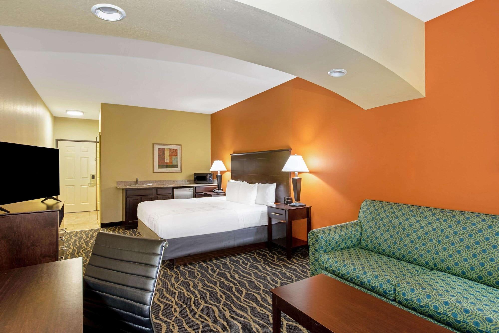 La Quinta By Wyndham Tulsa Airport / Expo Square Hotel Bagian luar foto